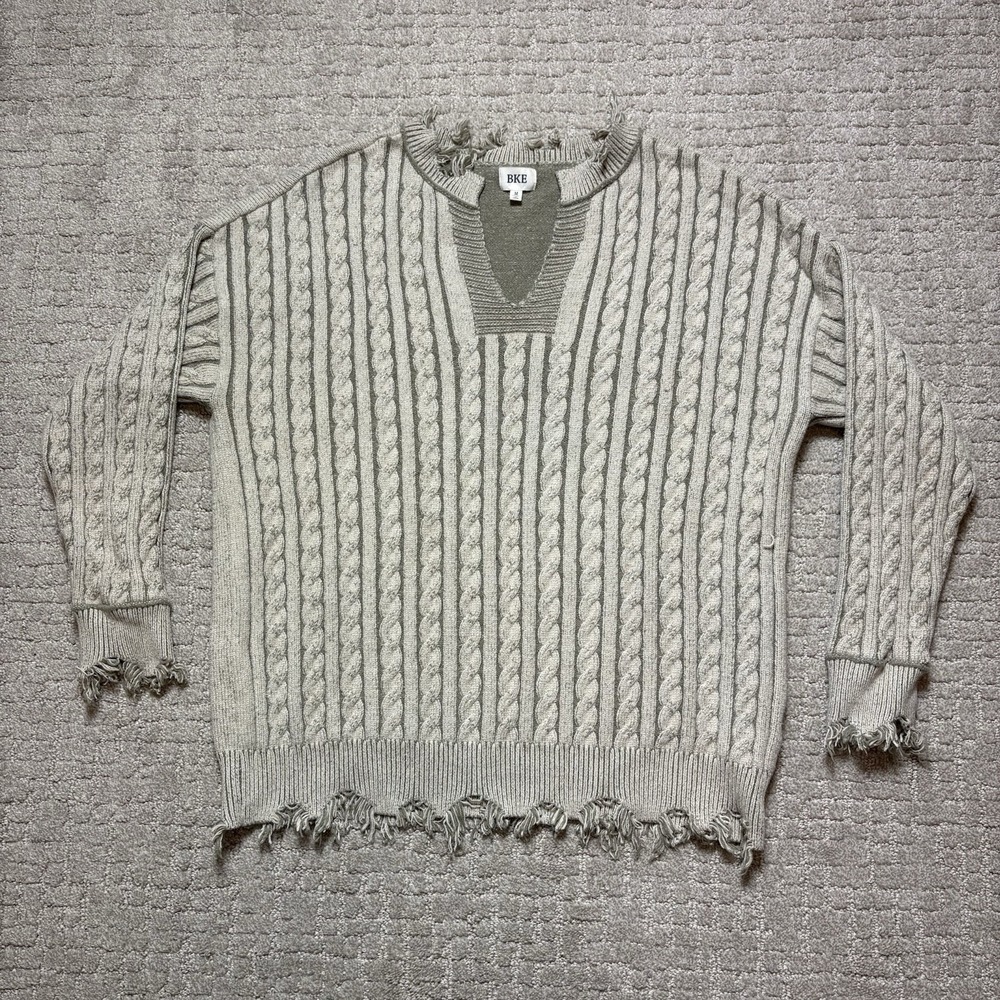 BKE Women's Fringe Hem Cable Knit Sweater size M Grey